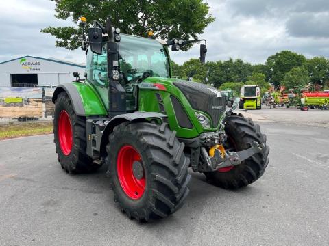 Fendt 724 Vario S4 ProfiPlus Fendt 724 Vario S4 ProfiPlus