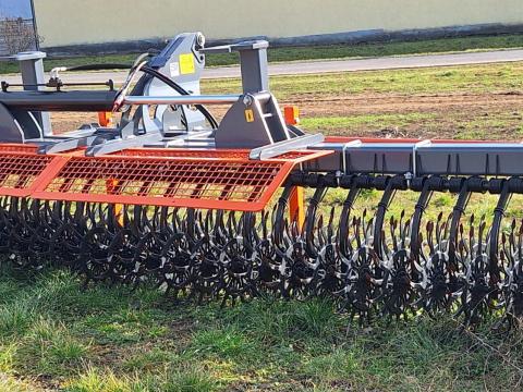 Mandam küllős kapa akció Mandam küllős kapa akció