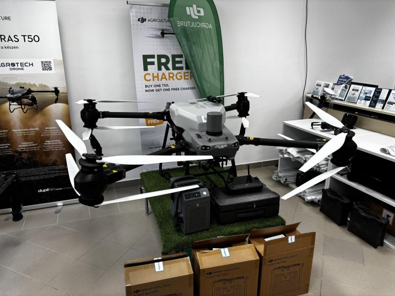 DJI Agras T50 permetező drón - BEMUTATÓ DRÓN EXTRA KEDVEZMÉNNYEL