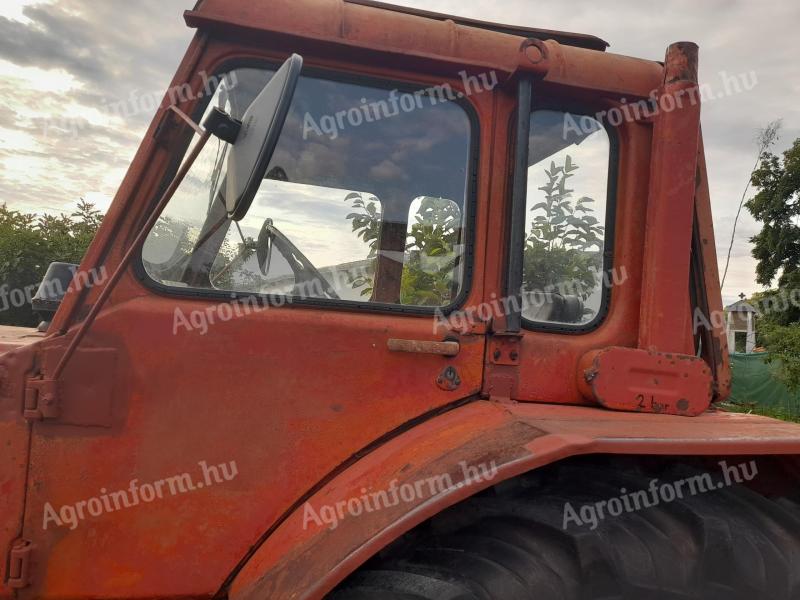 MTZ 80-as kis fülke eladó