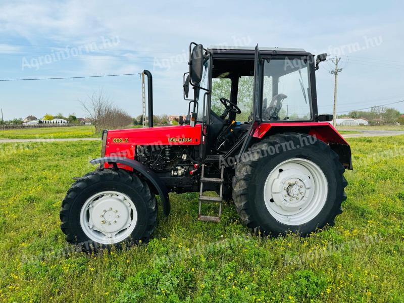 MTZ Belarus 892.2 Klímás