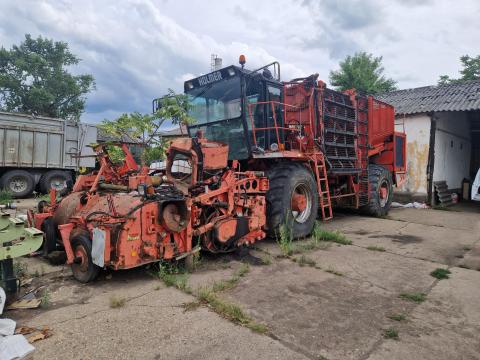 Holmer kombájn egyben vagy alkatrésznek eladó Holmer kombájn egyben vagy alkatrésznek eladó