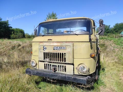IFA L60 ritkaság – kiváló állapotban, működőképes, eredeti felső kibújó tetővel IFA L60 ritkaság – kiváló állapotban, működőképes, eredeti felső kibújó tetővel