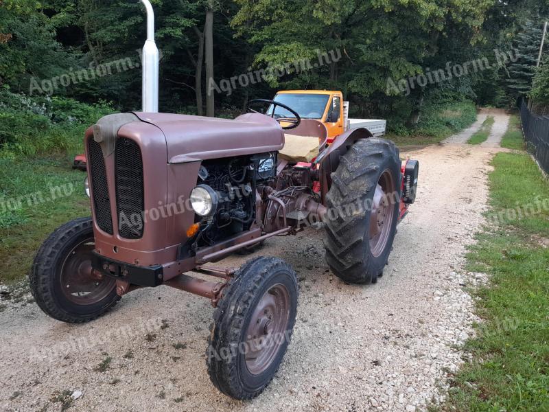 Fiat 312 R kistraktor + 160 cm-es Humus szárzúzó