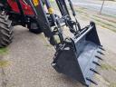 Hanwo 704 traktor rakodóval raktárról