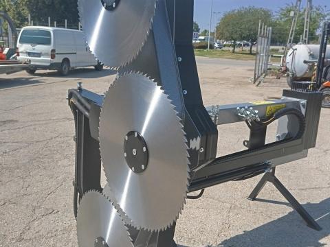 (Új!) JANSEN AS-600 ágvágó homlokrakodóra (Új!) JANSEN AS-600 ágvágó homlokrakodóra