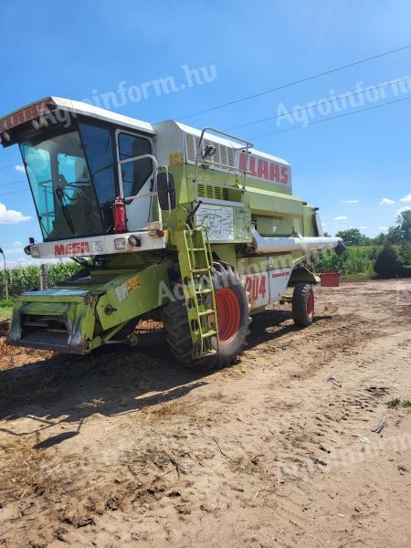 Claas Mega 204