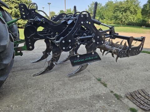 Terminator Heavy 5 talajlazító, 5 késes, 65 cm mélység Terminator Heavy 5 talajlazító, 5 késes, 65 cm mélység