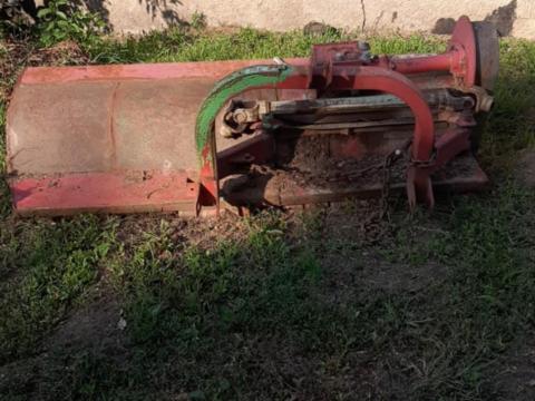Szárzúzó eladó Szárzúzó eladó