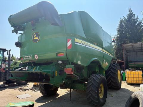 John deere s670 John deere s670