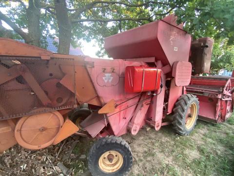 Massey Ferguson 31 parcella kombájn Massey Ferguson 31 parcella kombájn