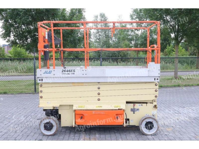 JLG 2646 ES / 10 méter / 450 kg / 2013 / 440 üzemóra / Lízing 20%-tól