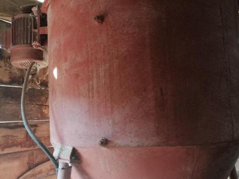 Terménydaráló és keverő Terménydaráló és keverő