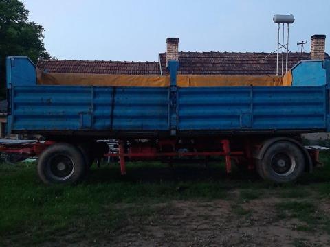 Ponyvás pótkocsi eladó Ponyvás pótkocsi eladó