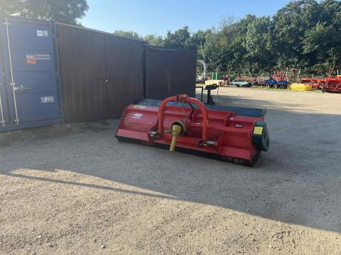 Vogel&Noot TST 280 "Y" késes szárzúzó mulcsozó Vogel&Noot TST 280 "Y" késes szárzúzó mulcsozó