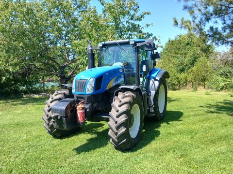 New Holland T6030 New Holland T6030