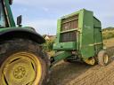John Deere 550 bálázó
