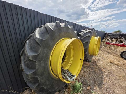 520/ 85 R38 duplakerék szett 520/ 85 R38 duplakerék szett