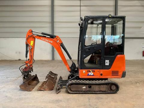 Hitachi ZX 19-6 CR / 2020 / 2 454 h üzemóra / Lízing 20%-tól