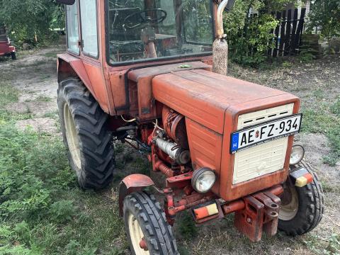 Vladimirec T25 traktor Vladimirec T25 traktor