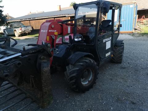 Thaler 48T18 teleszkópos mini rakodó munkaeszközeivel eladó Thaler 48T18 teleszkópos mini rakodó munkaeszközeivel eladó