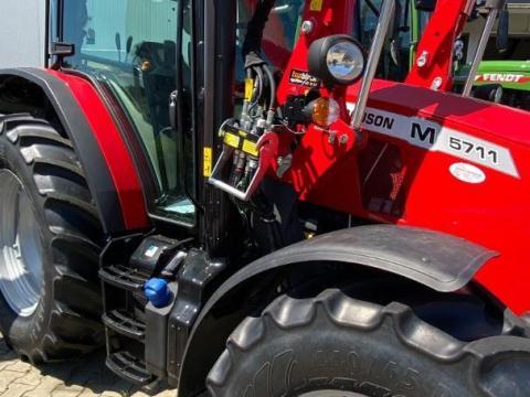 Massey Ferguson 5711M bemutatómodell – 2024-es évjárat – prémium felszereltséggel Massey Ferguson 5711M bemutatómodell – 2024-es évjárat – prémium felszereltséggel
