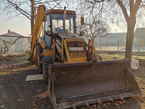 Komatsu FAI kotró-rakodó gép eladó Komatsu FAI kotró-rakodó gép eladó