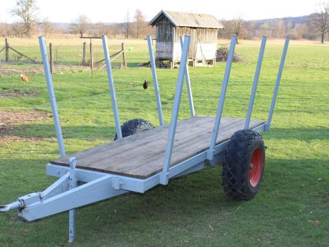 Egytengelyes rakoncás pótkocsi papírok nélkül Egytengelyes rakoncás pótkocsi papírok nélkül