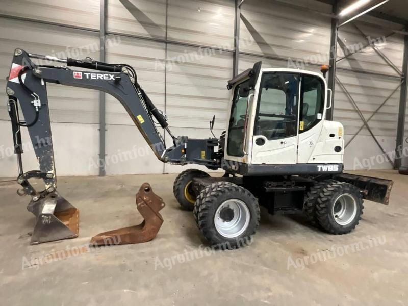 Terex TW 85 / 2013 / 10 672 üzemóra / Lízing 20%-tól