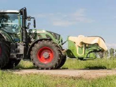 Eladó KRONE EasyCut 320 F fronttárcsás kasza Baranya vármegyében Eladó KRONE EasyCut 320 F fronttárcsás kasza Baranya vármegyében