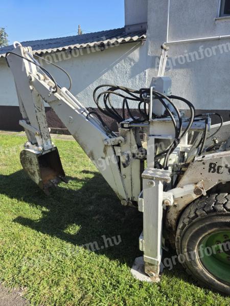 BobCat 730S árokásó adapter