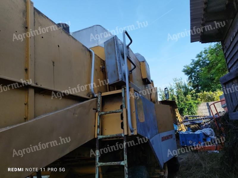 Claas 106 kombájn összes alkatrésze bontva eladó