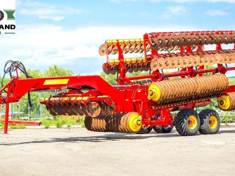 Väderstad Carrier 1225 – 2005 rok – 12 m Väderstad Carrier 1225 – 2005 rok – 12 m