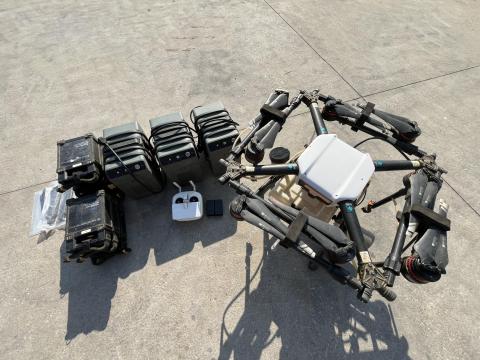 DJI MG-1P drón 7 akkumulátorral, 3 akku töltővel DJI MG-1P drón 7 akkumulátorral, 3 akku töltővel