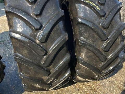 500/85R24 Continental SVT eladó használt mezőgazdasági gumiköpeny 500/85R24 Continental SVT eladó használt mezőgazdasági gumiköpeny
