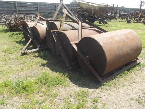 Eladó sima hengerek :150 cm széles, 1 m magas Eladó sima hengerek :150 cm széles, 1 m magas