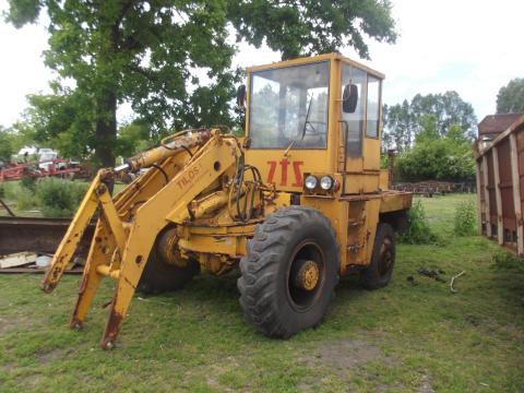 UN 053 rakodógép alkatrészei eladók UN 053 rakodógép alkatrészei eladók