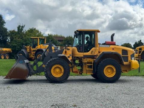 Volvo L110G 2014 • 10 625 üzemóra • Lízing már 20%-tól