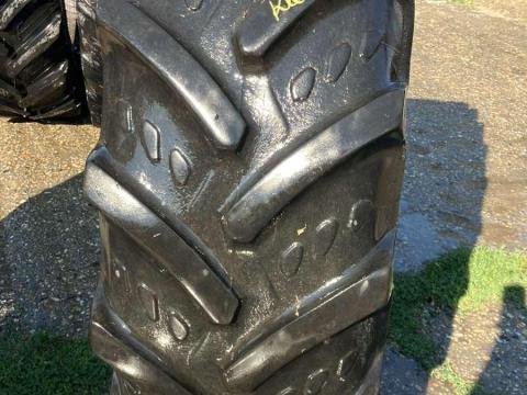 380/85R28 Kleber Traker 133A8 TL használt mezőgazdasági gumiabroncs eladó 380/85R28 Kleber Traker 133A8 TL használt mezőgazdasági gumiabroncs eladó