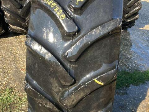 380/85R28 Mitas AC85 133A8 TL használt mezőgazdasági gumiköpeny eladó 380/85R28 Mitas AC85 133A8 TL használt mezőgazdasági gumiköpeny eladó