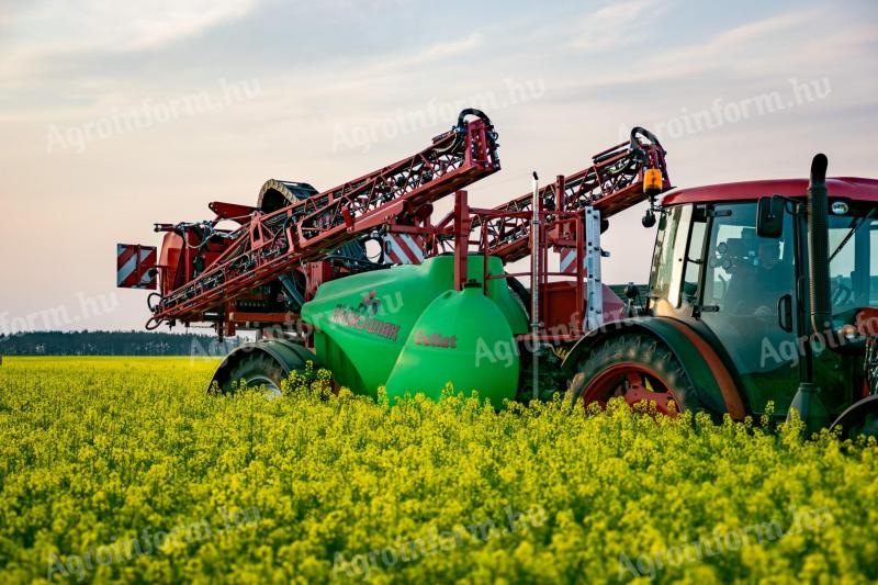 Krukowiak Goliat 2500 - 8000 vontatott szántóföldi permetező – Royal Traktor