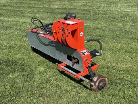 BFM B1 automata kitérésű olasz soraljművelő talajmaró BFM B1 automata kitérésű olasz soraljművelő talajmaró