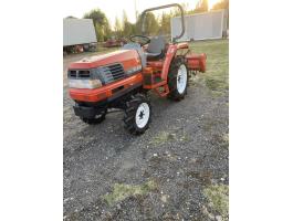 Japán kistraktor traktor MTZ carrero