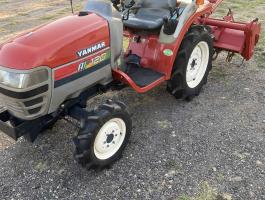 Japán kistraktor traktor MTZ carrero