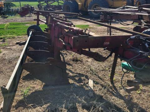 Eladó Ih Eke Eladó Ih Eke