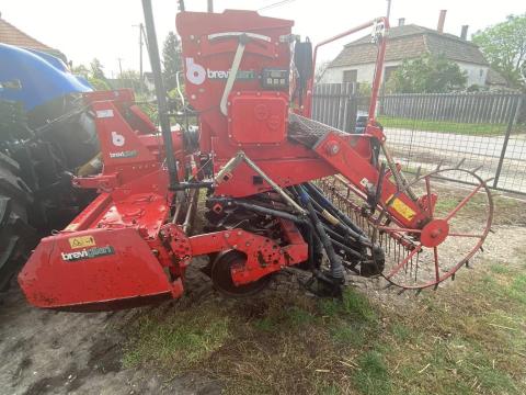 Eladó illetve cserélhetö 3 méteres Breviglieri gabonavetőgép