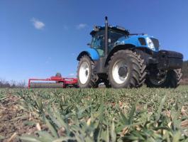T7.220 New Holland traktor eladó