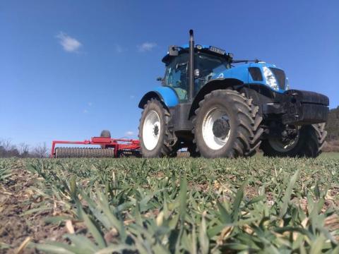 T7.220 New Holland traktor eladó