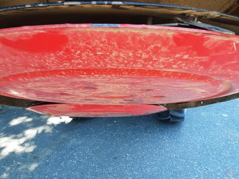 Lengyel 185 fűkasza új csúszótalpakkal, új ékszíjjal, új ponyvával és 12 db új késtartóval eladó Lengyel 185 fűkasza új csúszótalpakkal, új ékszíjjal, új ponyvával és 12 db új késtartóval eladó