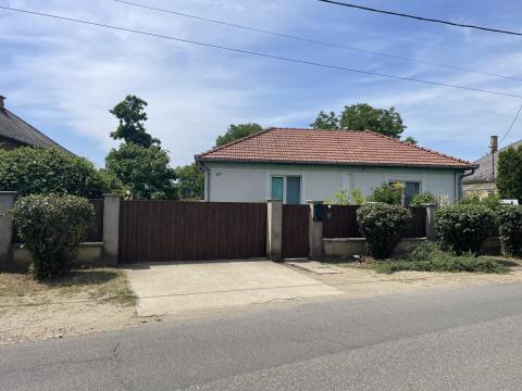 Családi ház eladó Családi ház eladó